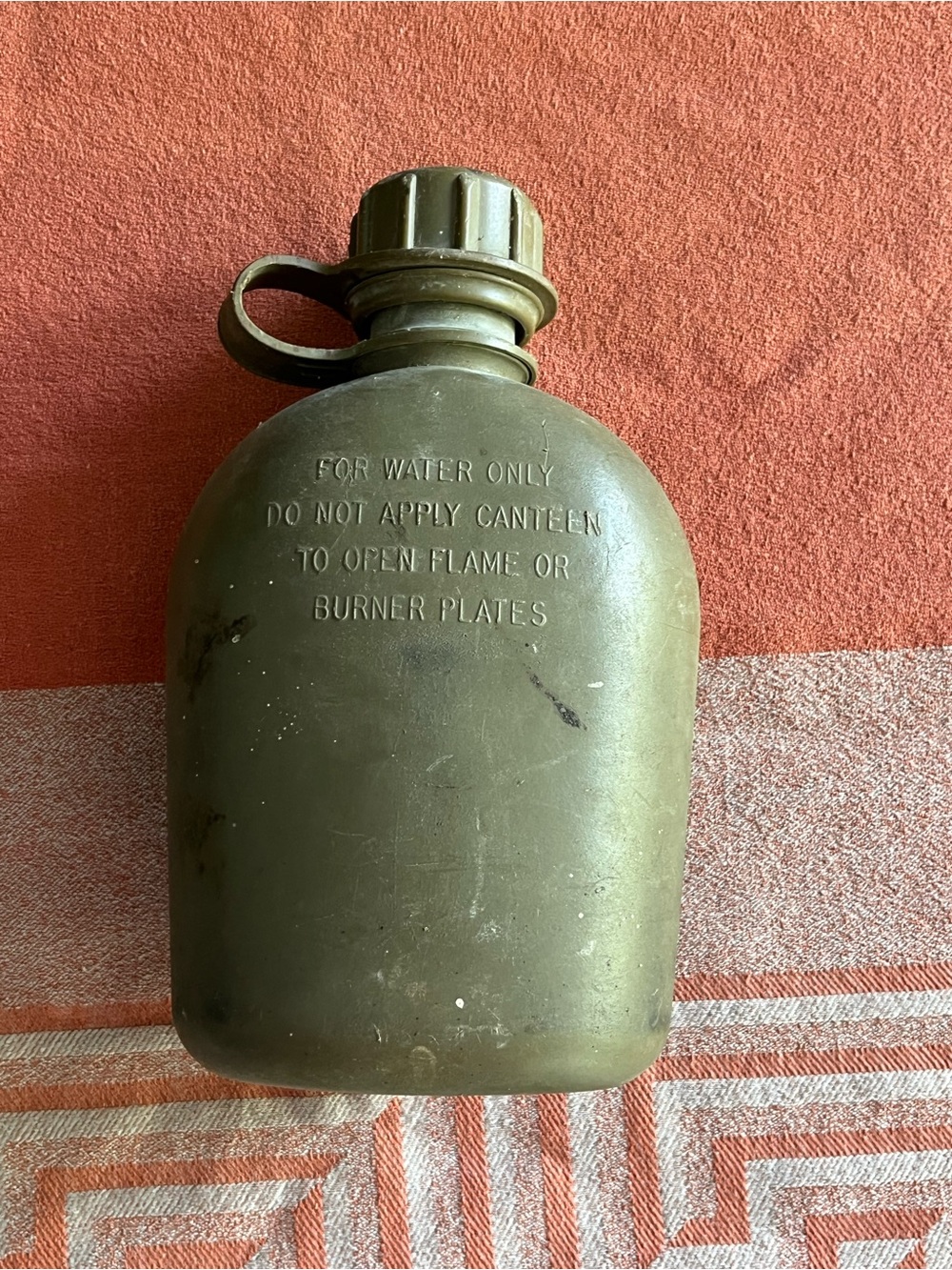 Vintage 1970 Vietnam War US Military 1-Quart Plastic Canteen OD Green